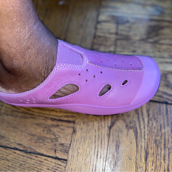 Simple - Picture 4 of 5